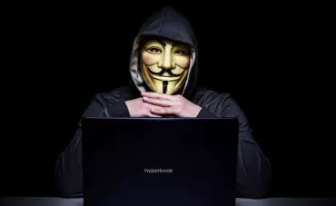 Cyberbezpieczeństwo w dzisiejszych czasach: Wyścig między zagrożeniami a ochroną Cyberbezpieczeństwo w dzisiejszych czasach: Wyścig między zagrożeniami a ochroną